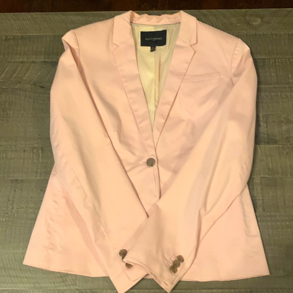 Light pink suit jacket